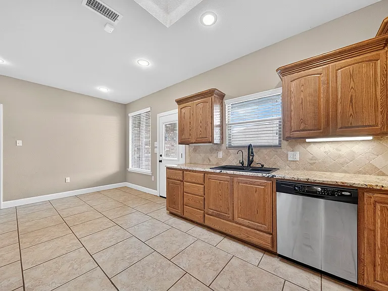 5600 Los Patios Dr — Photo 42