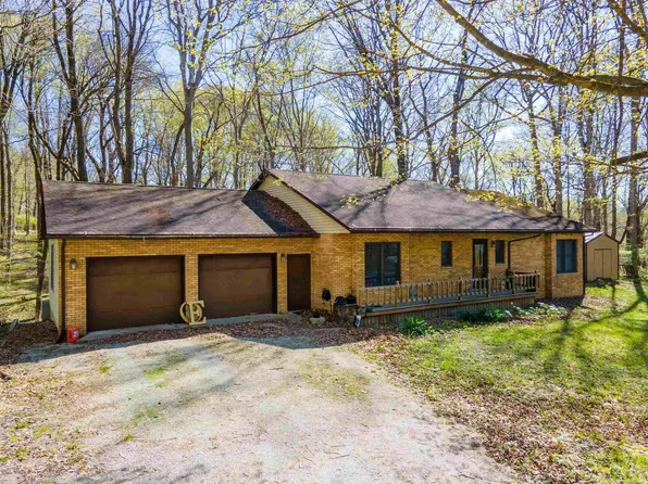 7585 W Ridgeview Pl, Logansport, IN 46947