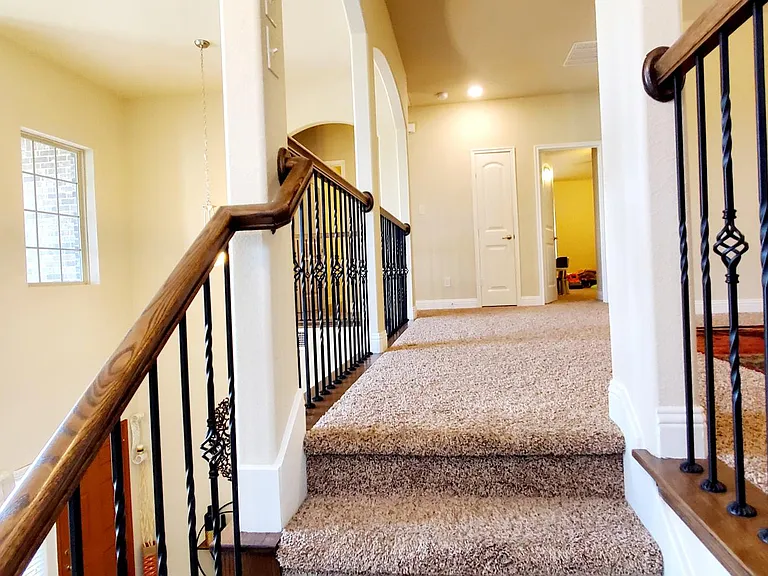 104 Rustic Oak Ln — Photo 8