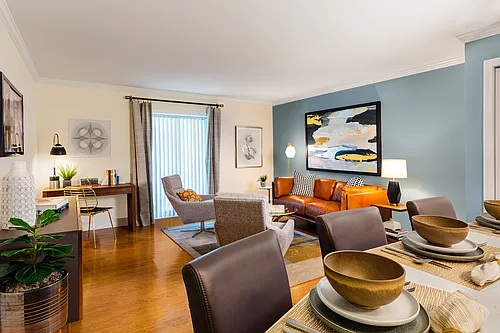 Floor plan 1 Bed/1 Bath with Balcony and Extra Closets