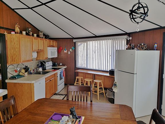 4th image of 104 Rockwood Dr