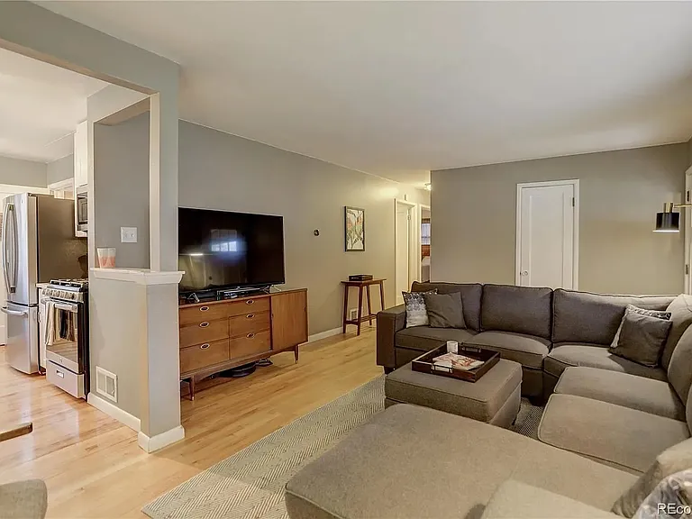 735 Ironton St — Photo 7