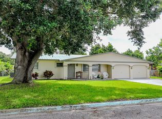 213 Jayview Ave, Lehigh Acres, FL 33936