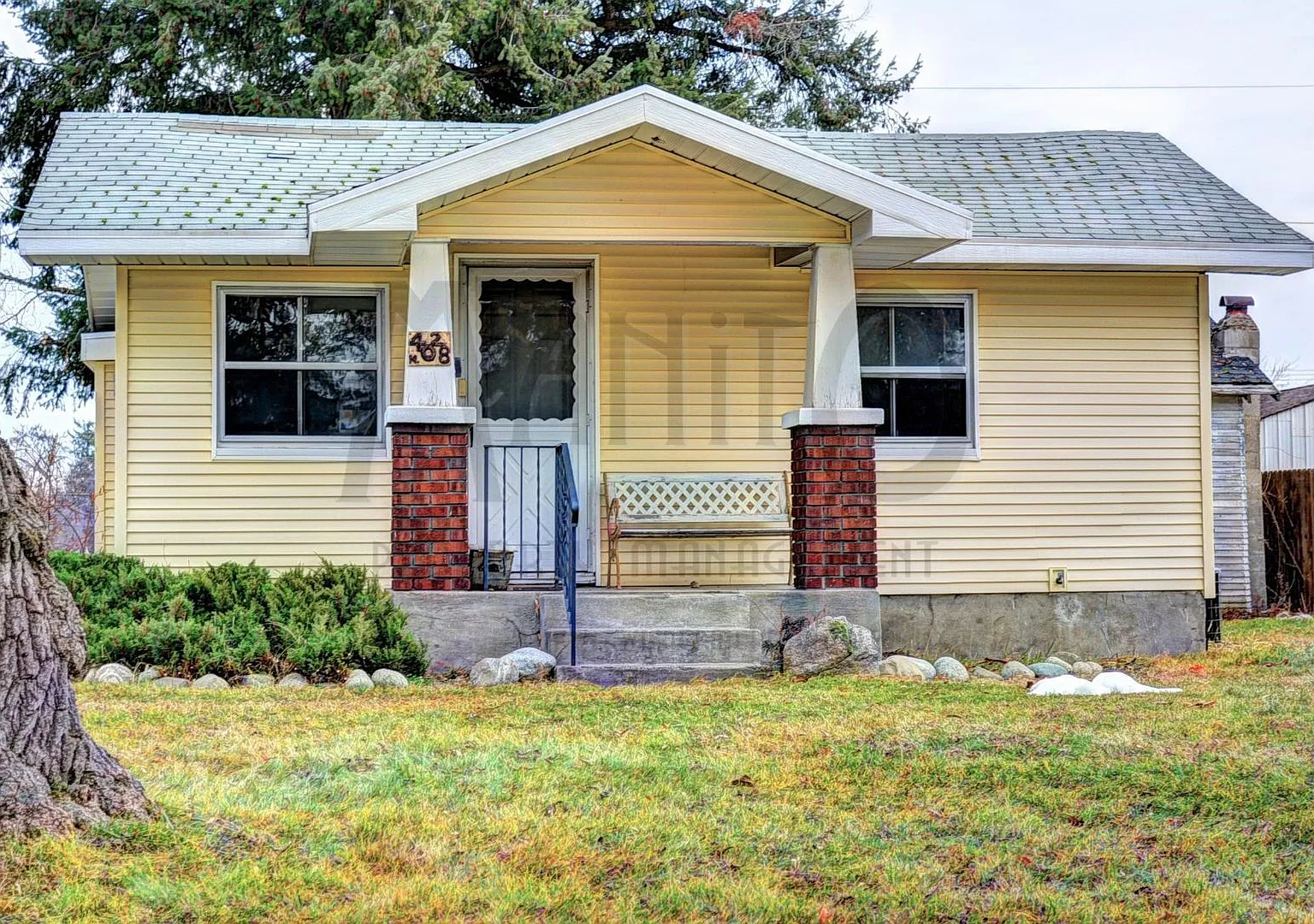 Darling Bungalow — Photo 1