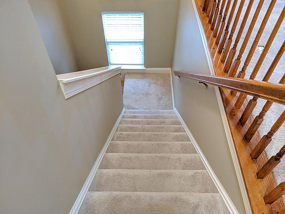 5th image of 55 Swanton Mews Unit 200