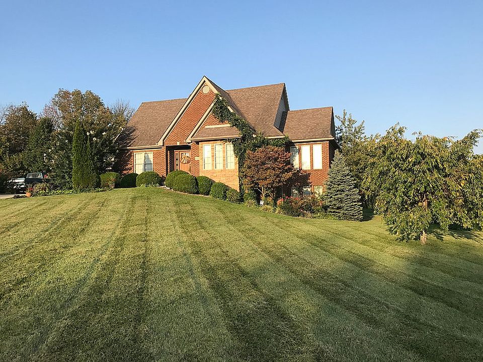 1st image of 312 Carriage Hill Ct