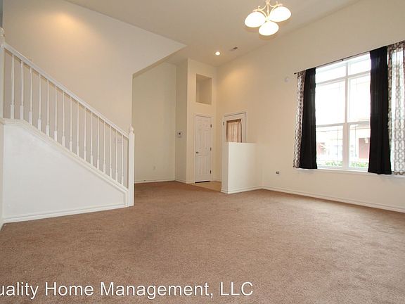 2nd image of 8 Fuller Cir