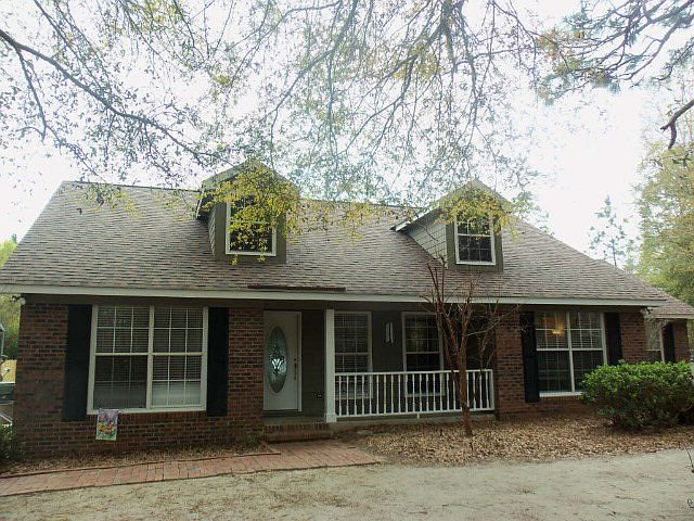 1st image of 433 Creekside Dr