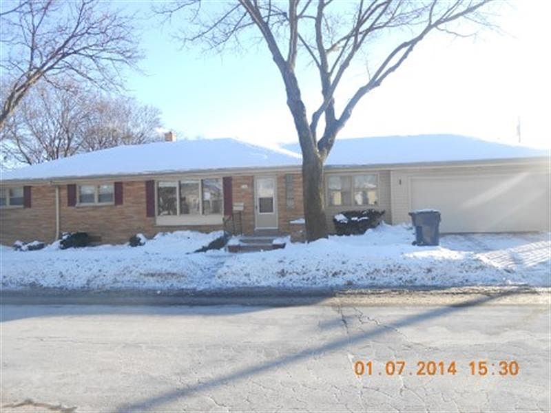 1st image of 8707 W Fiebrantz Ave