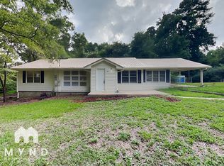 69 Cash Dr, Adamsville, AL 35005