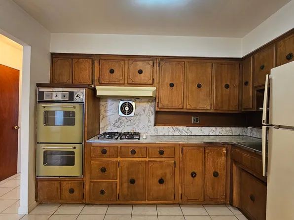 22-46 Steinway Avenue image 1 of 15