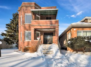 7244 S Prairie Ave, Chicago, IL 60619