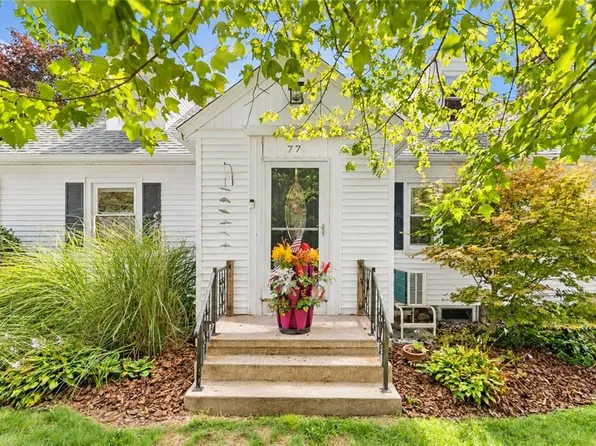 77 Narragansett Ave, Westerly, RI 02891