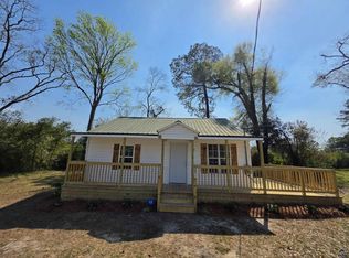 13 Massee Cir, Hawkinsville, GA 31036