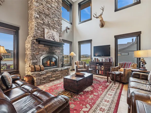 3058 River Lakes Dr, Whitefish, MT 59937