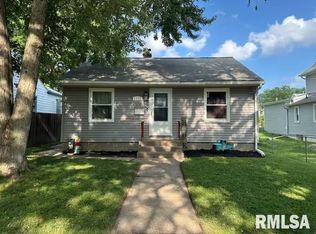 1312 3rd St #A, Moline, IL 61265