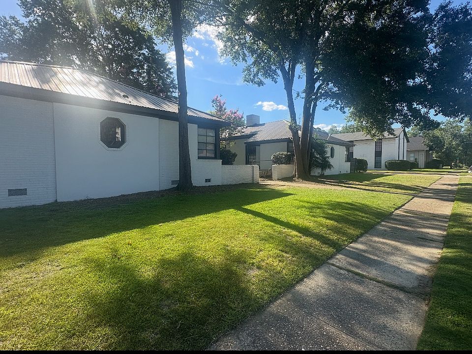 1st image of 1121 16th Ave #1121