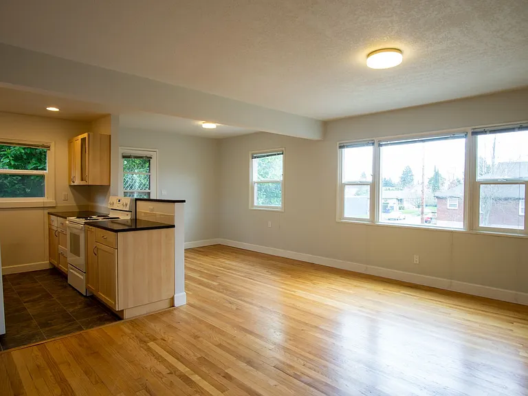 1505 N Terry St #7 — Photo 4