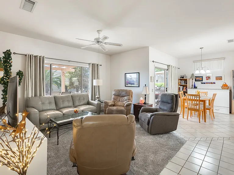 16031 W Copper Crest Ln — Photo 5
