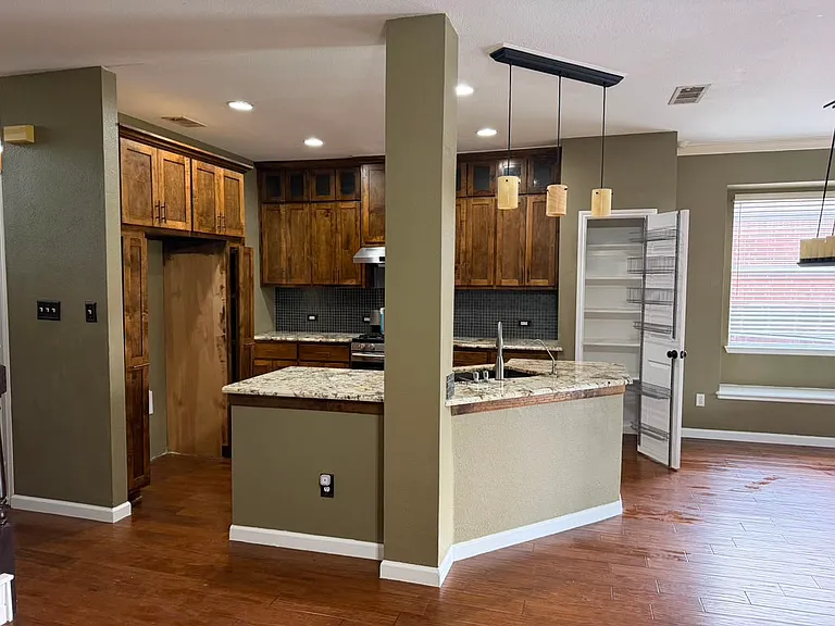 2016 Londonderry Dr — Photo 9