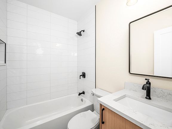3rd image of 2435 S Race St #1