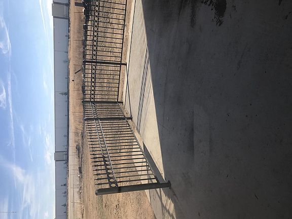 4th image of 24771 Nandina Ave