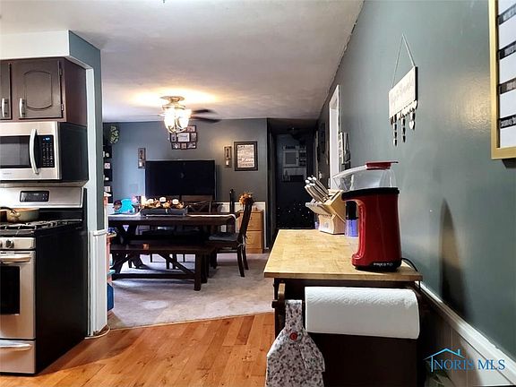 5th image of 10091 Township Road 128