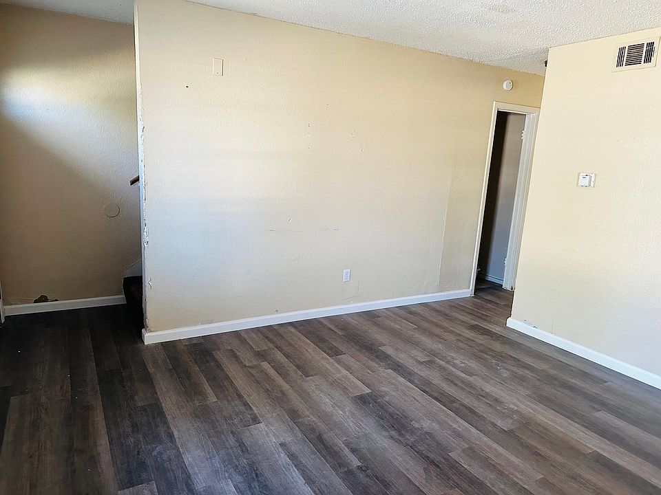 2nd image of 1924 W Sanford St APT B