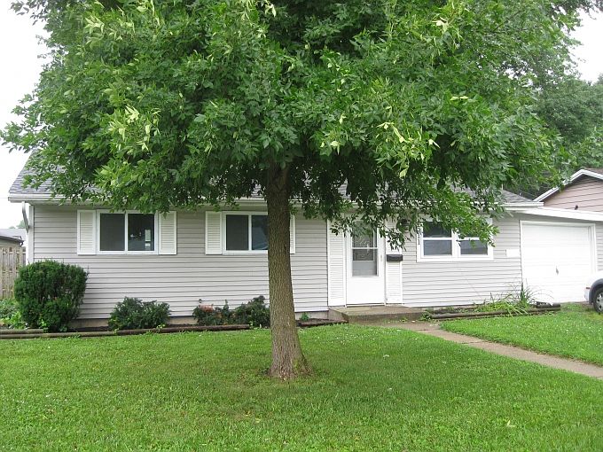 1st image of 1511 Evans Ave