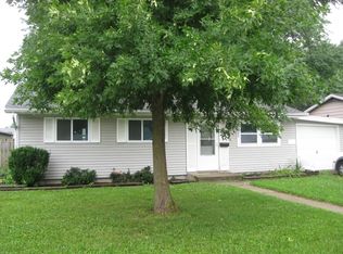 1511 Evans Ave, Loves Park, IL 61111