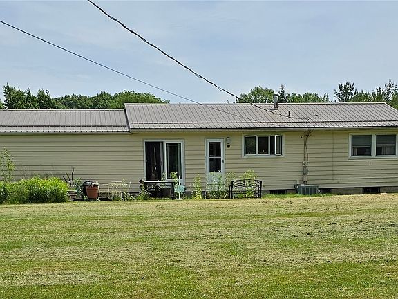 2nd image of 6838 Crestwood Ln