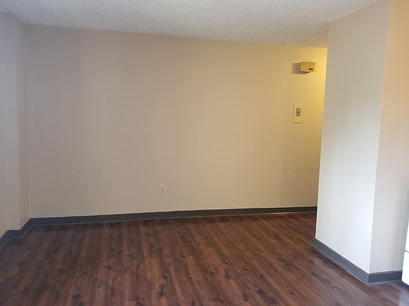 5th image of 302 S Sophie St APT 3