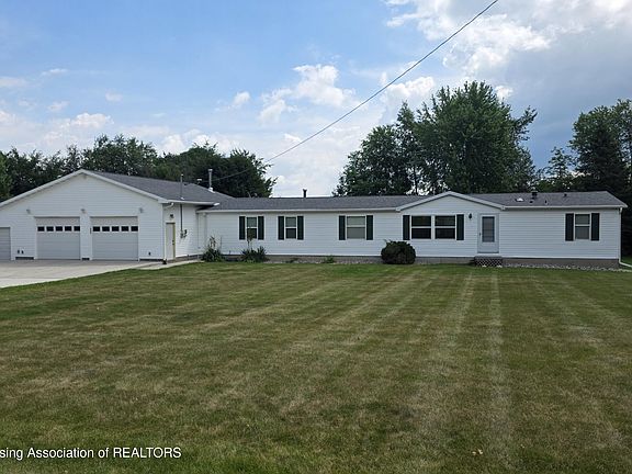 2nd image of 11287 Shaftsburg Rd