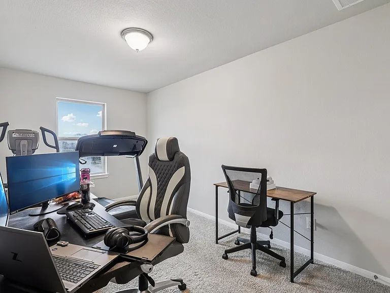 7333 Hinsdale Dr — Photo 18