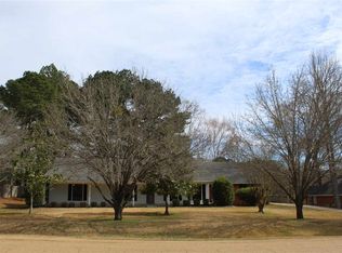 20 Deerfield Dr, Madison, MS 39110
