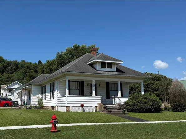 1201 N Main St, Malta, OH 43758