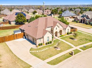 416 Montpelier Ln, Ovilla, TX 75154