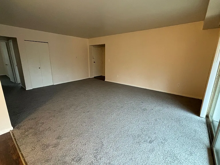 Olympia Park Apartments 1 and 2 Bedroom Units Available THIS SUMMER! — Photo 2