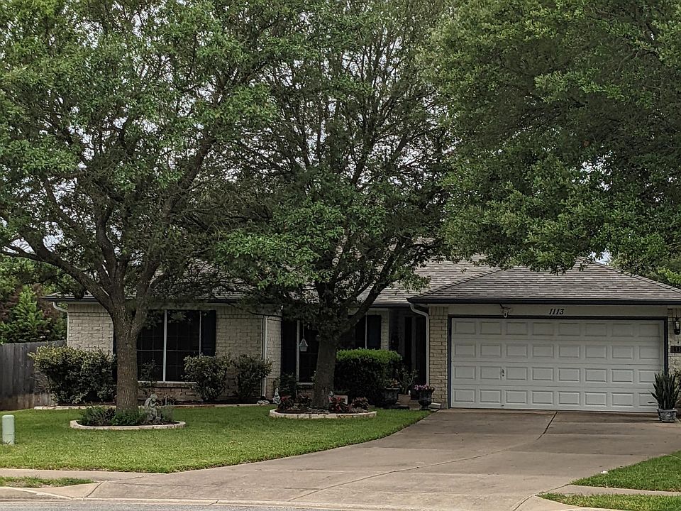 3 bdr - 2 full baths - 2 car garage