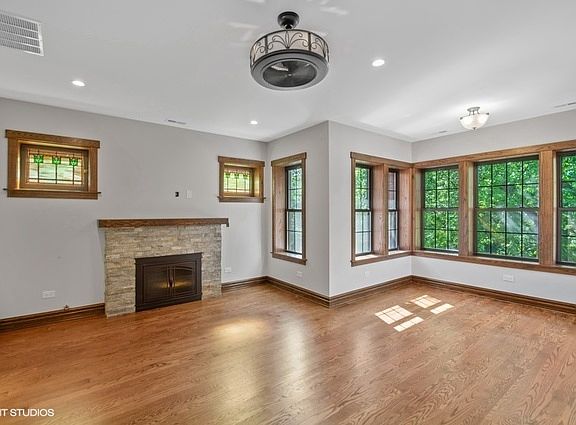 5th image of 5859 N Magnolia Ave #3