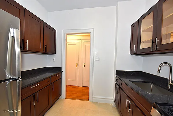 Rented by Corcoran | media 19