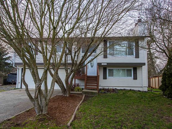3rd image of 5074 34th St NE