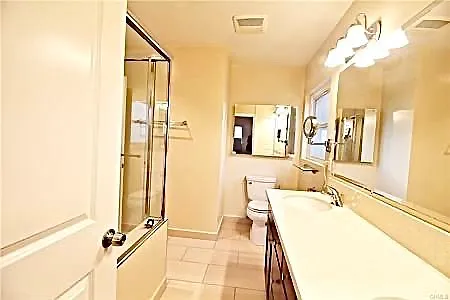 1704 E Vine Ave — Photo 15