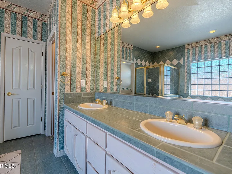 2066 Paseo Del Prado Dr — Photo 26
