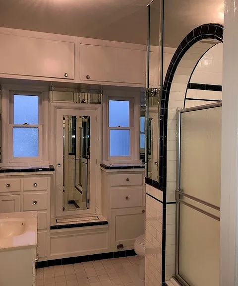 Art Deco Full Bath