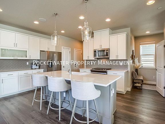 3rd image of 8875 Yates Dr