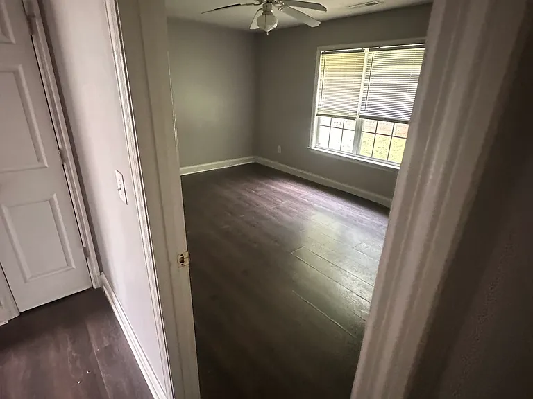 143 Corinth Dr — Photo 15