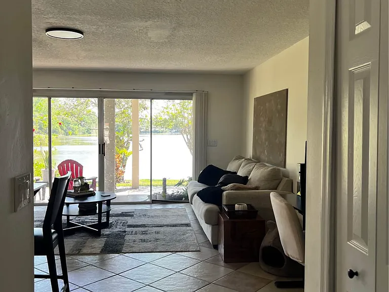 8715 Lake Place Ln #6A — Photo 19