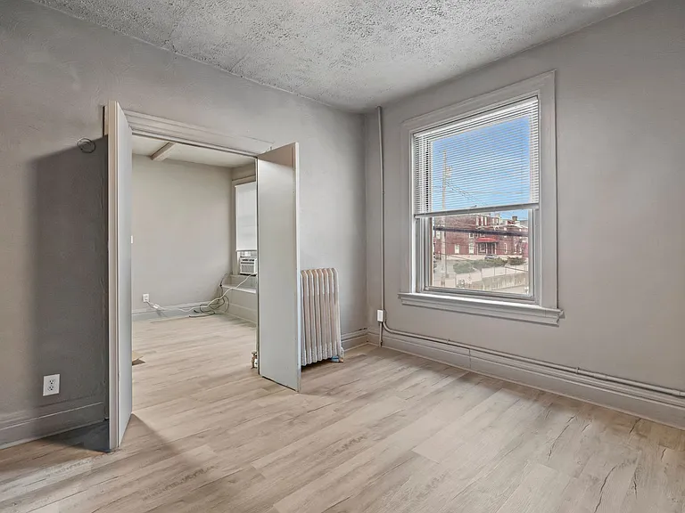 512 S Millvale Avenue (Full Service Plan) — Photo 4