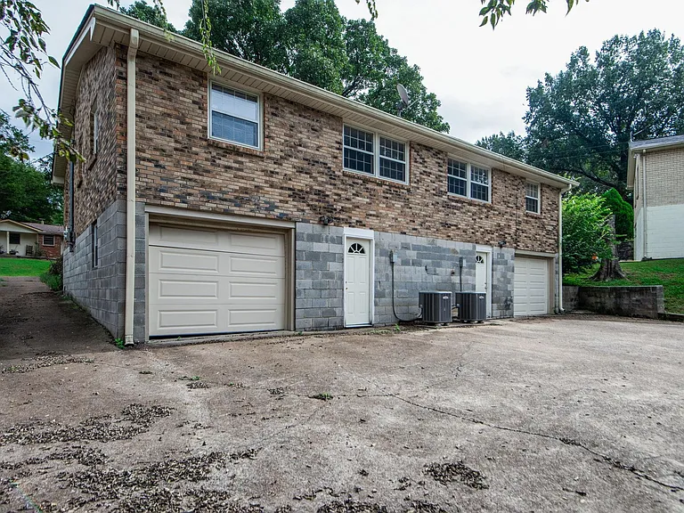 845A Oakwood Terrace Dr — Photo 14